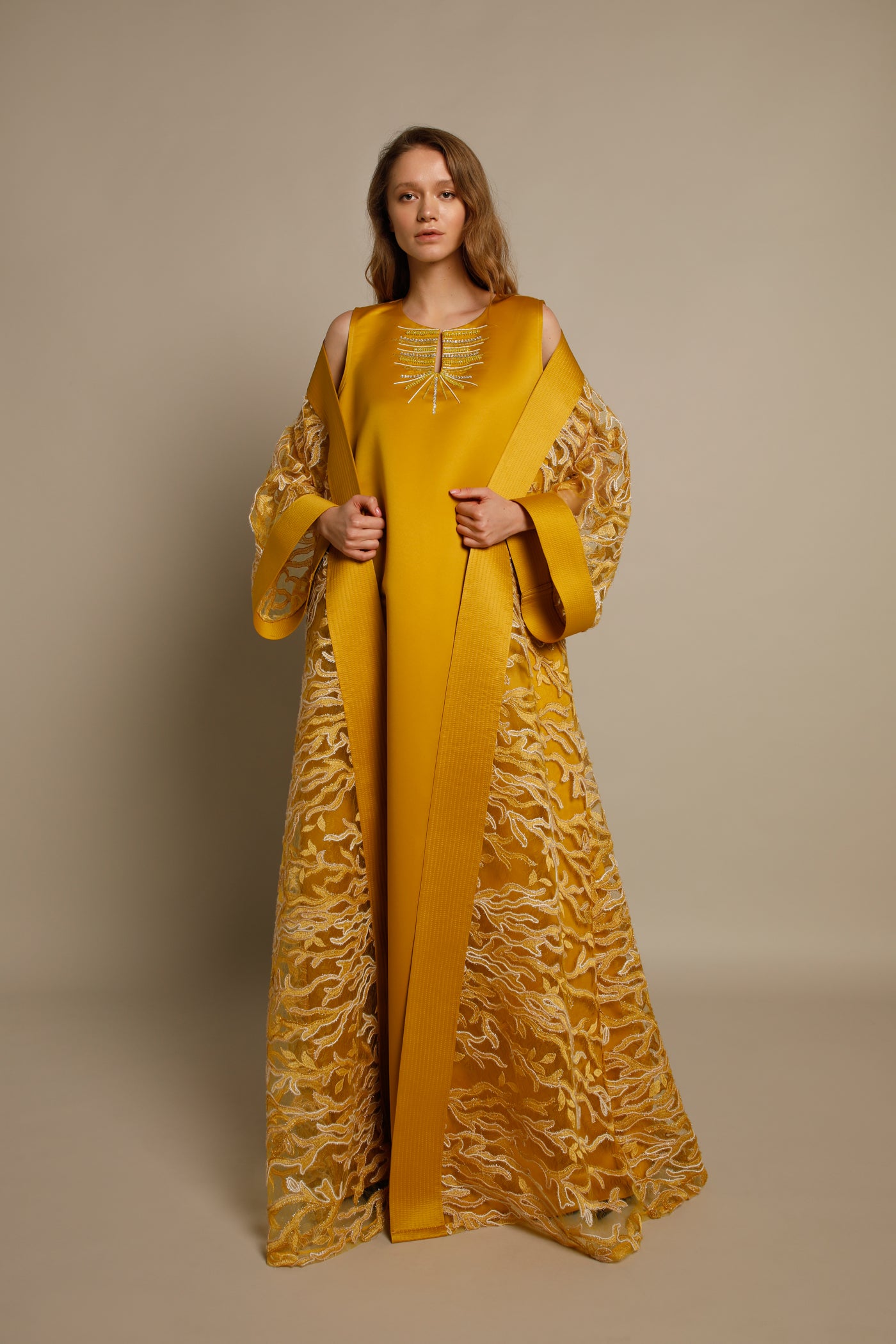 Hosta Bisht Set